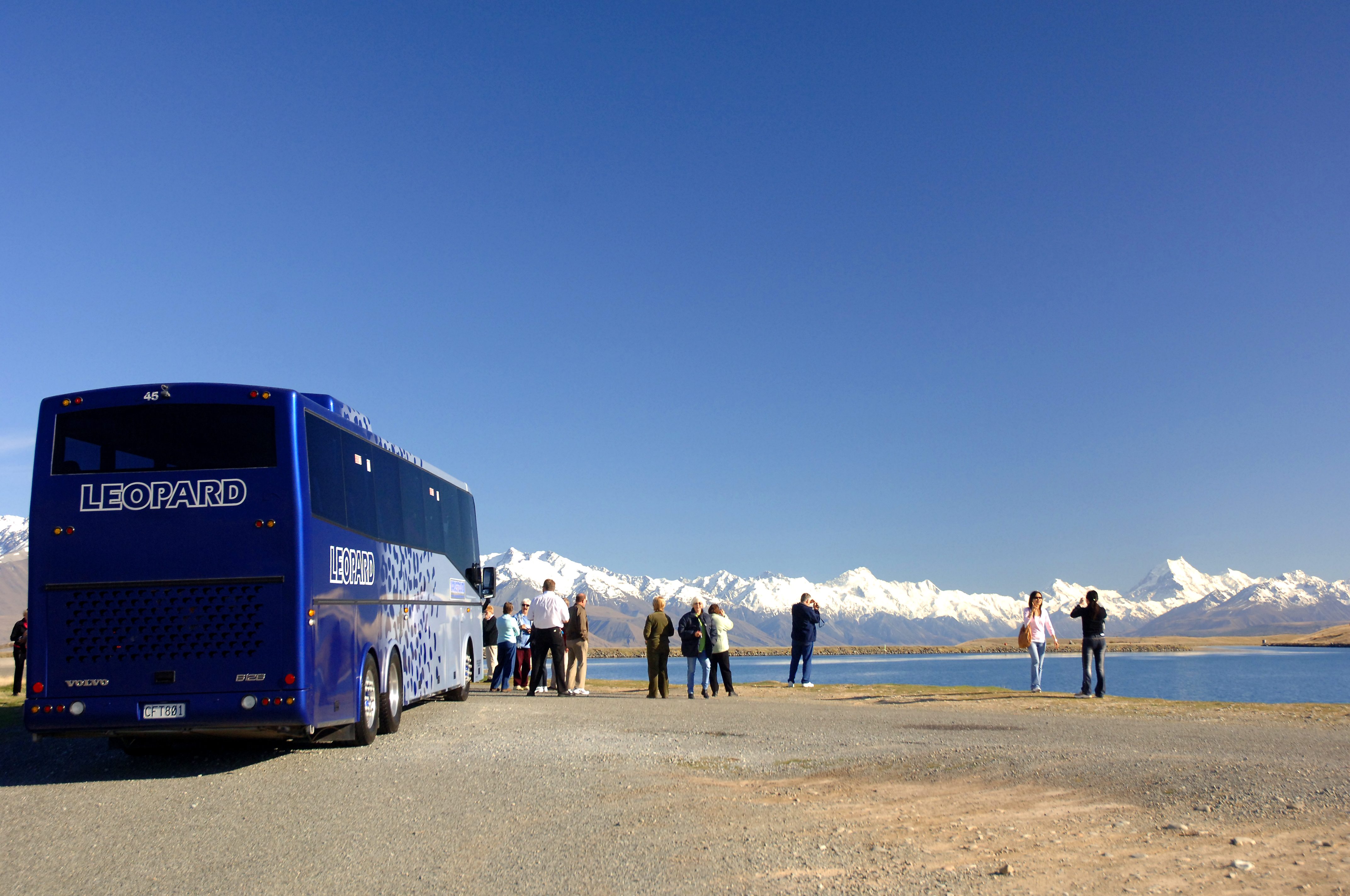 luxury coach tours south island new zealand